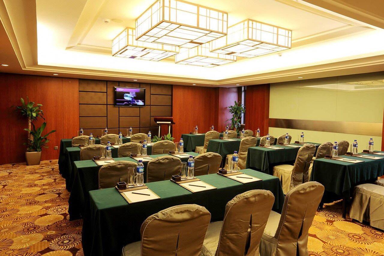 Wuhan Tianchimel Hotel Exterior photo