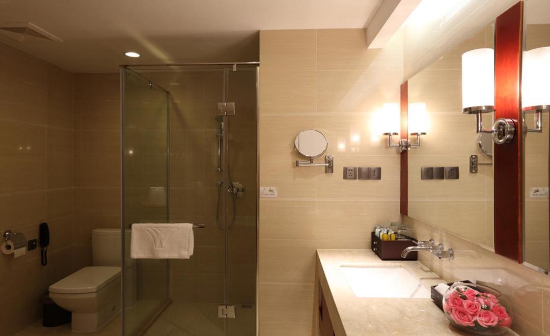 Wuhan Tianchimel Hotel Exterior photo